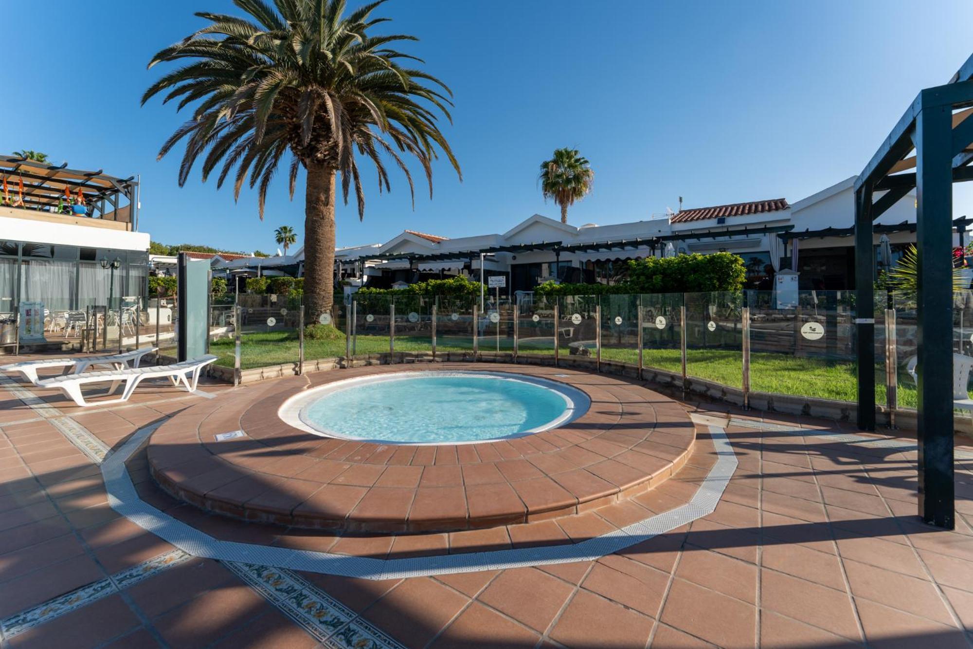 Luxury Poolside Holiday Home ماسبالوماس المظهر الخارجي الصورة